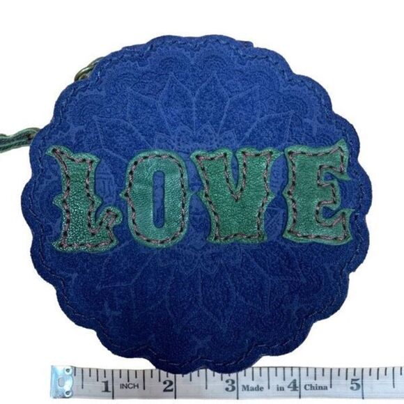 Lucky Brand Womens Green Round Love Suede Wristlet Wallet - Picture 2 of 9